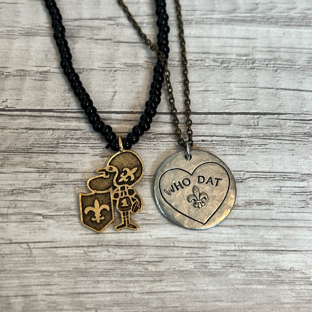 SAINTS FOOTBALL INSPIRED NECKLACE SET - Picture 3 of 4